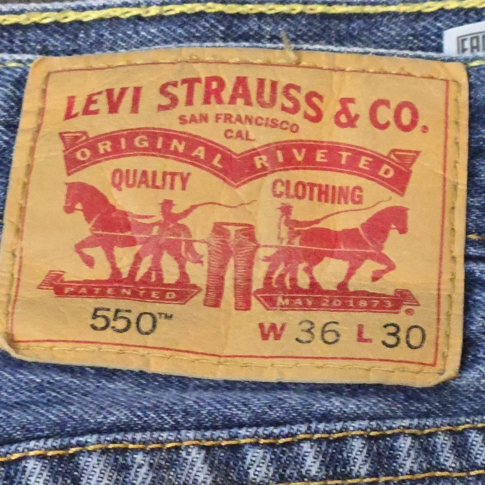 Levi's 550 Men's Relaxed Fit Jeans Stonewash Blue Zip Button Size‎ 36x30